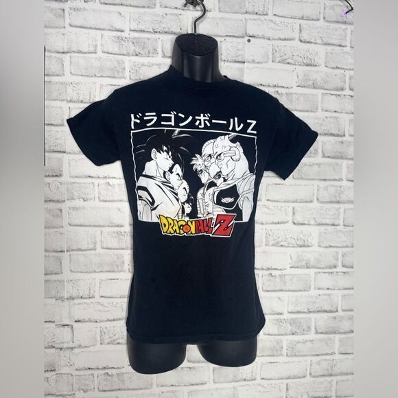 Dragon Ball Z Graphic Tshirt Size Small - Picture 1 of 4